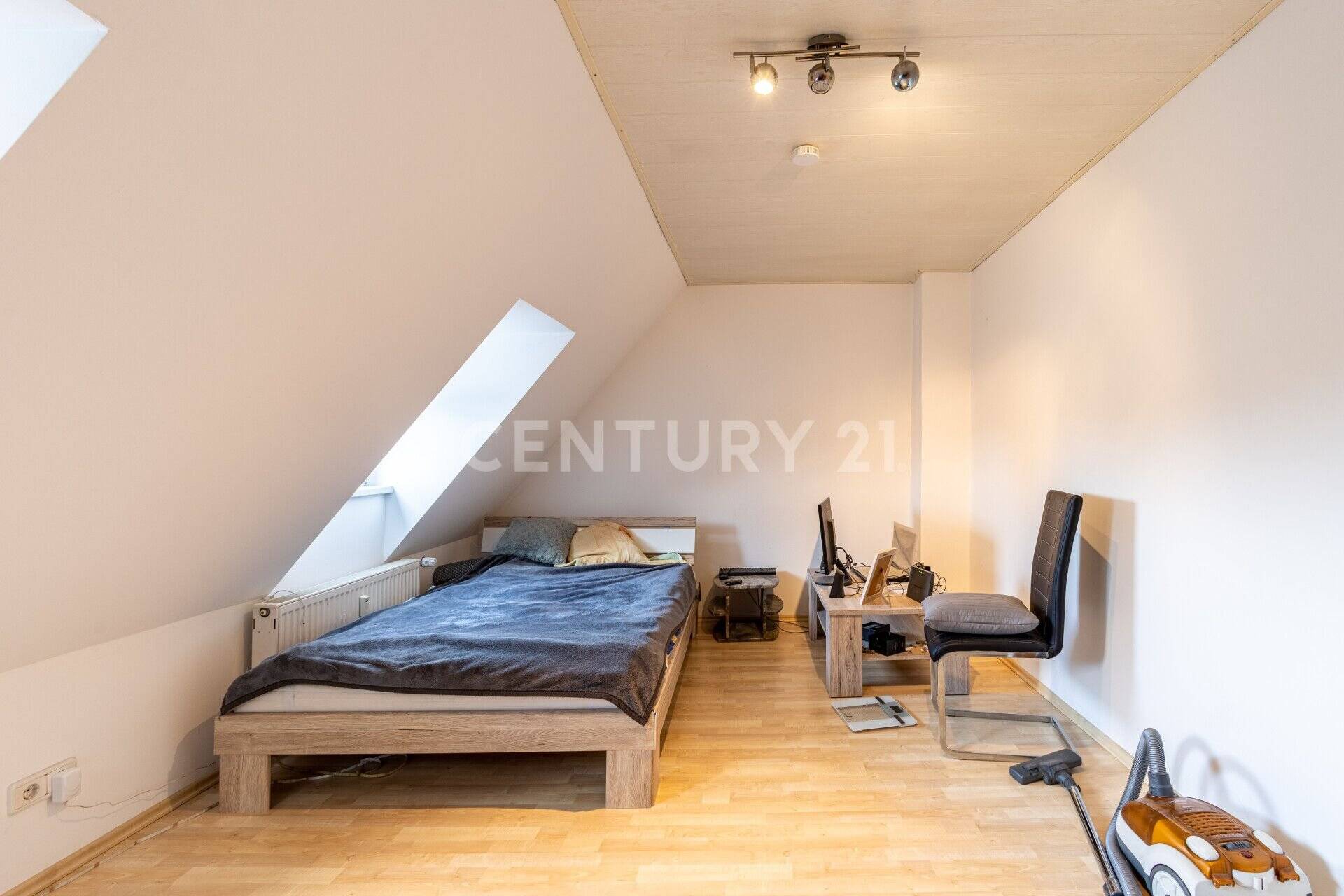 Property thumbnail 4