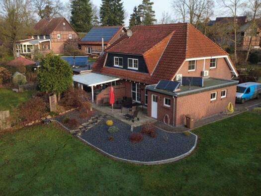 Doppelhaushälfte zum Kauf 350.000 € 4 Zimmer 130 m² 1.100 m² Grundstück frei ab 01.03.2026 Oerrel Dedelstorf 29386