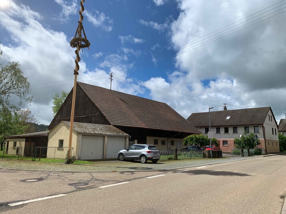 Bauernhaus zum Kauf 260.000 € 5 Zimmer 140 m²<br/>Wohnfläche 3.691 m²<br/>Grundstück Bergertshofen Kreßberg / Bergertshofen 74594