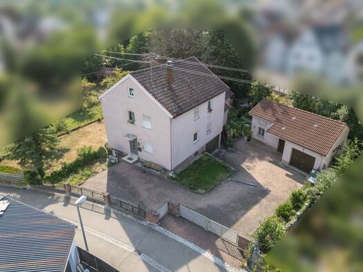 Mehrfamilienhaus zum Kauf 399.000 € 7,5 Zimmer 166 m² 946 m² Grundstück Deggingen Deggingen 73326