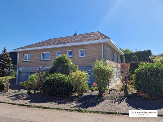 Einfamilienhaus zum Kauf 369.900 € 7 Zimmer 200 m² 800 m² Grundstück Honneroth Altenkirchen 57610