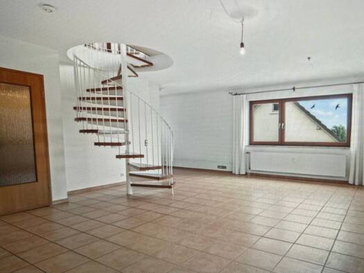 Maisonette zur Miete 1.100 € 2 Zimmer 92 m² Geschoss 2/3 frei ab sofort Gaienhofen 78343