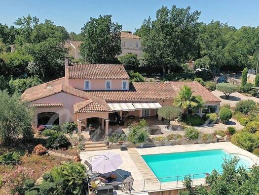 Haus zum Kauf 997.000 € 230 m² 3.000 m² Grundstück Fayence 83440