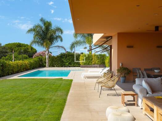 Haus zum Kauf 2.200.000 € 500 m² 1.514 m² Grundstück Sant Vicenç de Montalt 08394