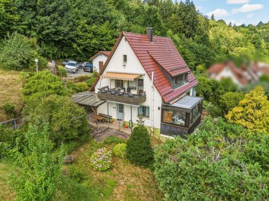 Mehrfamilienhaus zum Kauf 450.000 € 6 Zimmer 139,3 m² 839 m² Grundstück Calw 75365