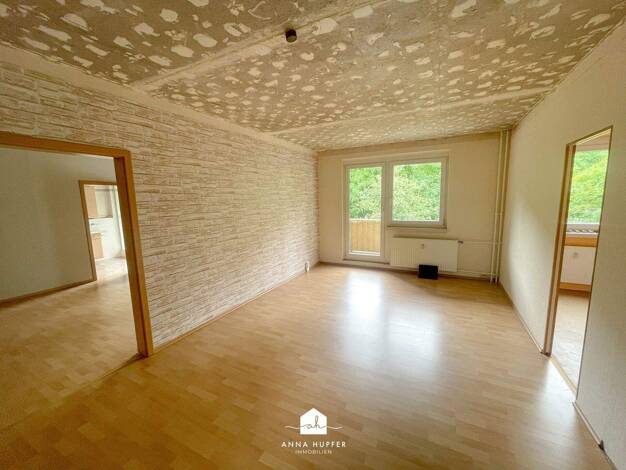 Wohnung zur Miete 590 € 5 Zimmer 122,1 m² 1. Geschoss frei ab sofort N.-A.-Ostrowski-Straße 36 Bieblach Gera 07546