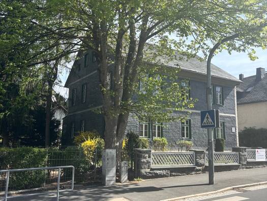 Stadthaus zum Kauf 240.000 € 11 Zimmer 320 m² 1.628 m² Grundstück Sonneberg Sonneberg 96515