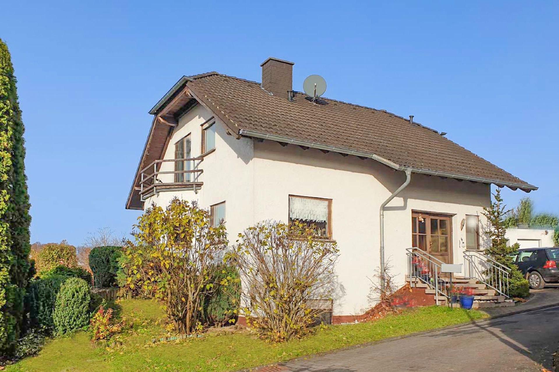 Einfamilienhaus zum Kauf 297.000 € 4 Zimmer 120 m²<br/>Wohnfläche 569 m²<br/>Grundstück Horhausen 56593