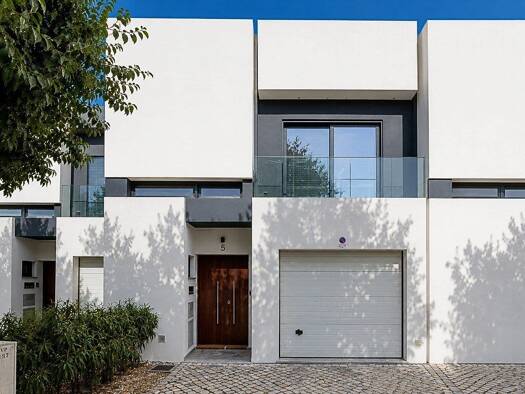 Haus zum Kauf 1.100.000 € 158 m² 122 m² Grundstück Cabanas de Viriato 8800
