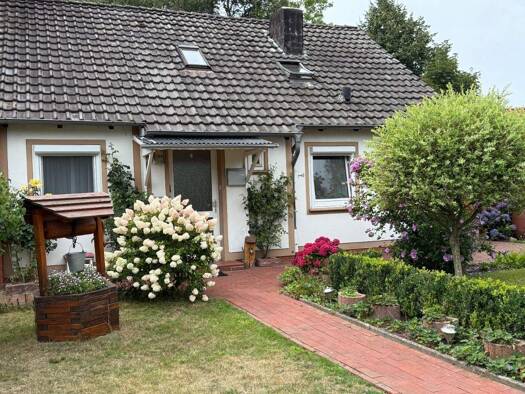 Reihenendhaus zum Kauf 205.000 € 5 Zimmer 123 m² 700 m² Grundstück Sulingen 27232