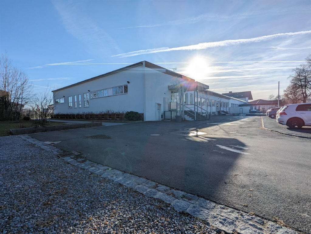 Immobilie zum Kauf 1.200.000 € 3.258 m²<br/>Grundstück Janahof Cham 93413