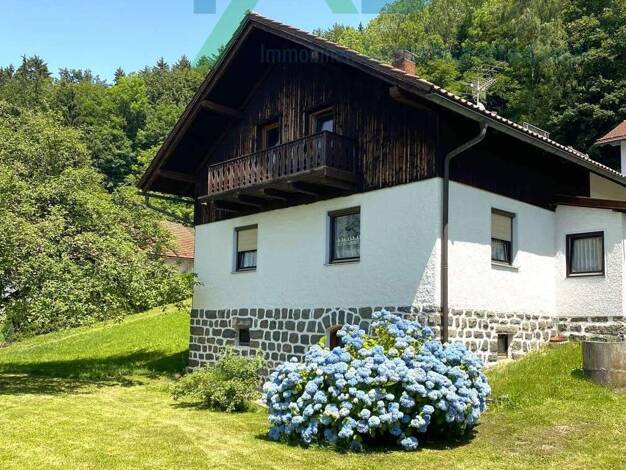 Mehrfamilienhaus zum Kauf 245.000 € 6 Zimmer 160 m² 1.290 m² Grundstück Freyung 94078