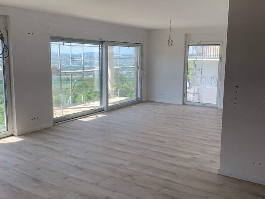 Wohnung zur Miete - Erstbezug 1.572 € 3 Zimmer 98,2 m² 2. UG frei ab sofort Weitersburg 56191