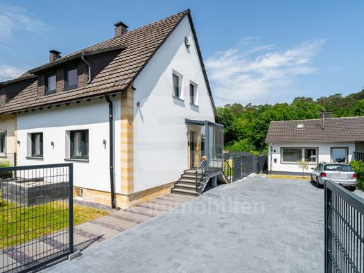 Doppelhaushälfte zum Kauf 599.000 € 4 Zimmer 124,5 m² 747 m² Grundstück Stallberg Siegburg 53721