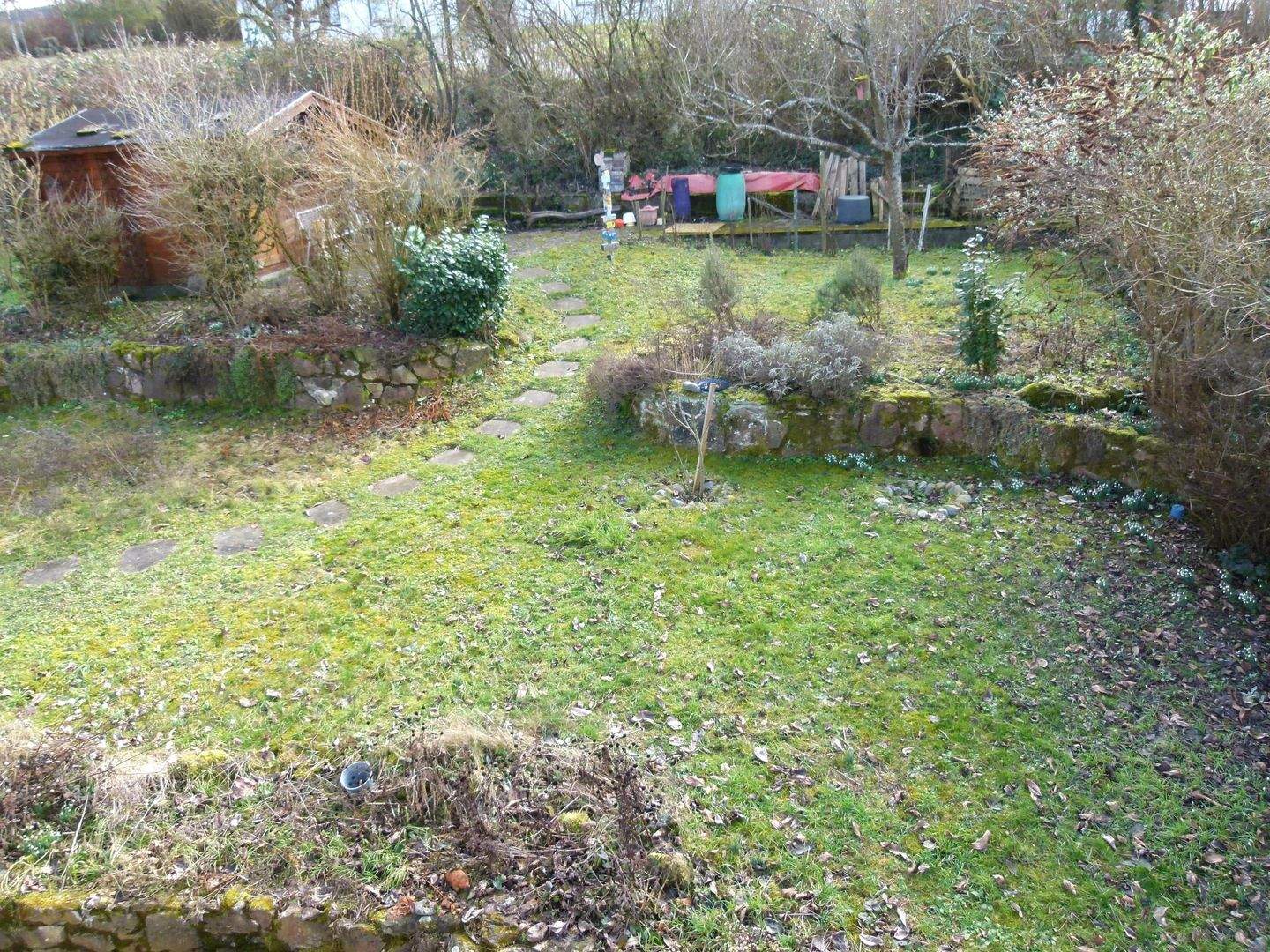 Immobilie in Neckarbischofsheim - Gepflegtes Zweifamilienhaus mit Flair und schönem Garten! - Bild 2