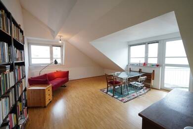 Wohnung zum Kauf 389.000 € 2 Zimmer 55 m² Dachgeschoss, 2. Geschoss frei ab sofort Nordend-Ost Frankfurt 60385