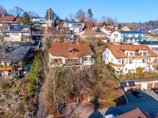 Mehrfamilienhaus zum Kauf 850.000 € 9 Zimmer 350 m² 687 m² Grundstück Güttingen Radolfzell am Bodensee / Güttingen 78315