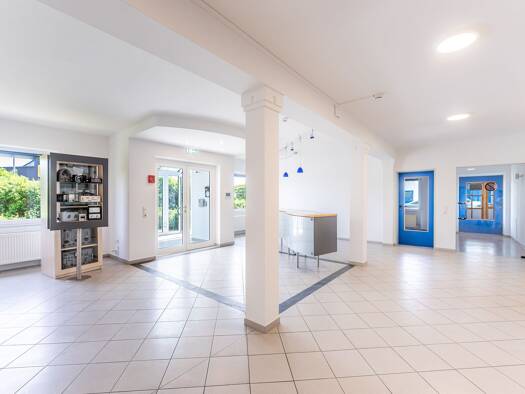 Bürofläche zur Miete 2.500 € 7 Zimmer 265 m² Bürofläche Straßkirchen Straßkirchen 94342