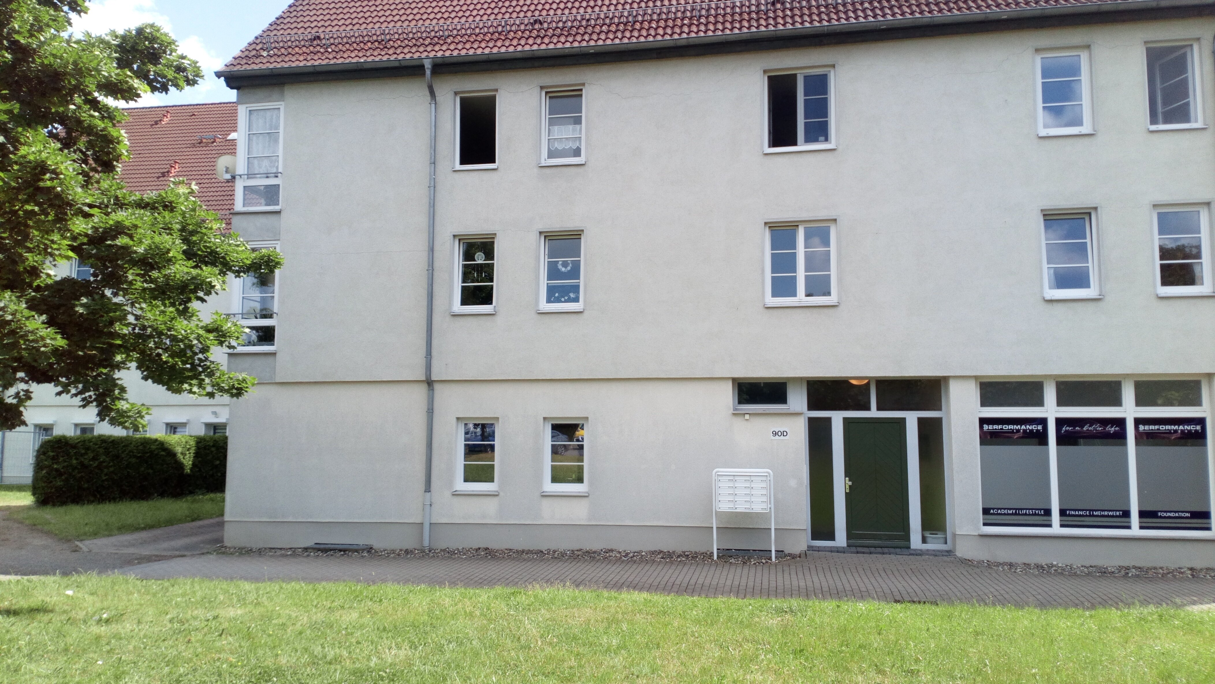 Studio zum Kauf provisionsfrei 59.000 € 1,5 Zimmer 40 m²<br/>Wohnfläche EG<br/>Geschoss Behringen Hörselberg-Hainich 99820