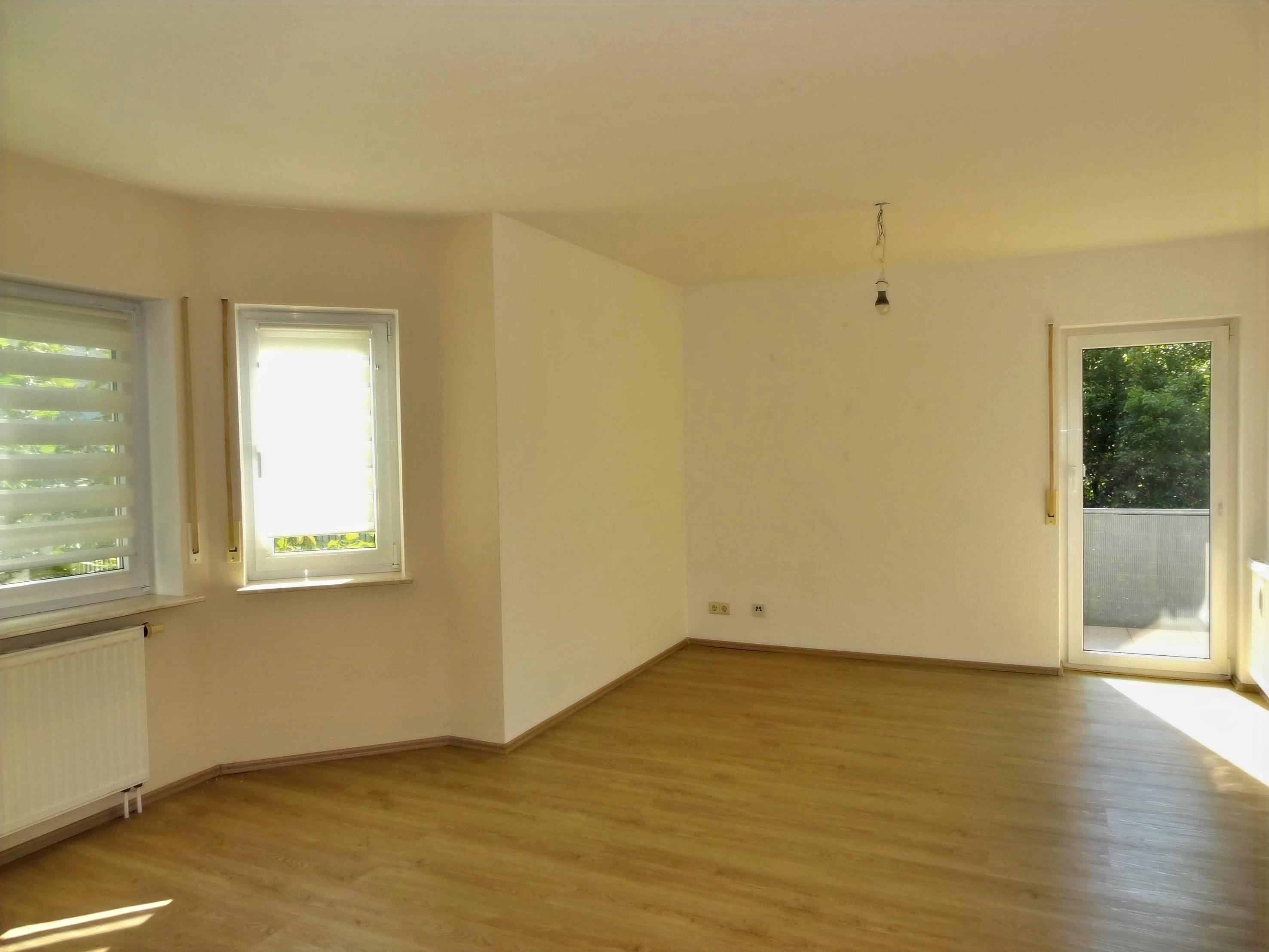 Wohnung zum Kauf 179.000 € 2 Zimmer 61,5 m²<br/>Wohnfläche Zaisenhausen 75059