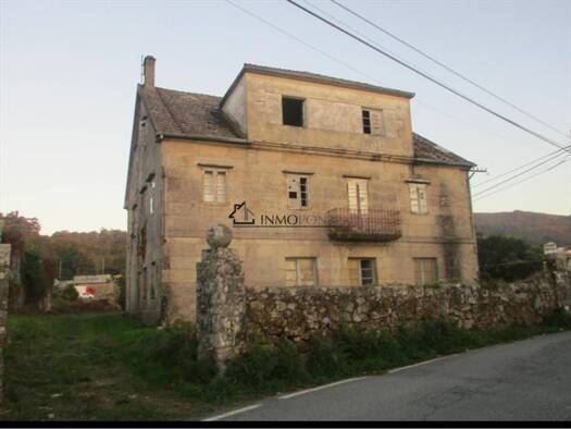 Villa zum Kauf 300.000 € 1 Zimmer 200 m² 4.300 m² Grundstück Pontevedra 36158