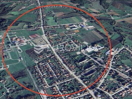 Haus zum Kauf 270.000 € 3 Zimmer 300 m² Donji Sarampov Ivanić-Grad