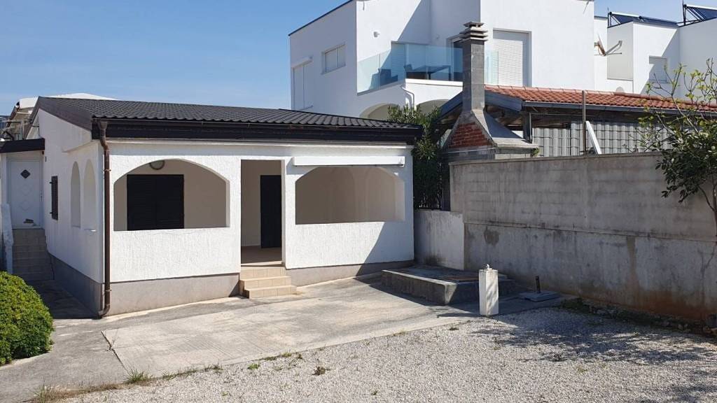 Haus zum Kauf 300.000 € 5 Zimmer 103 m² Vir