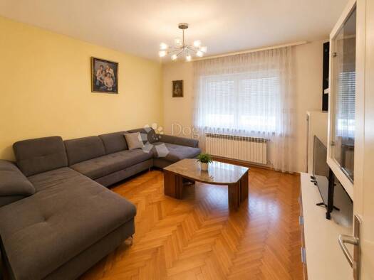 Einfamilienhaus zum Kauf 519.000 € 11 Zimmer 166 m² Centar, Varaždin Varaždin 42000