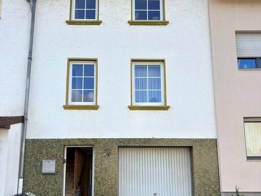 Doppelhaushälfte zum Kauf 150.000 € 5 Zimmer 130 m² 388 m² Grundstück Großrosseln 66352