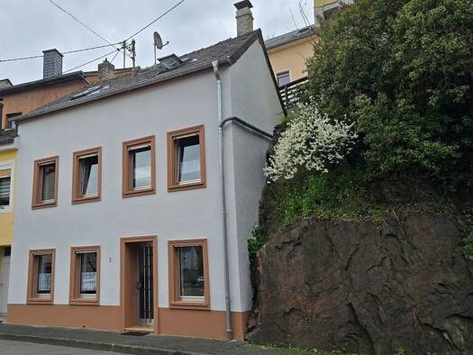 Einfamilienhaus zum Kauf 125.000 € 5 Zimmer 110 m² 150 m² Grundstück Neuerburg 54673