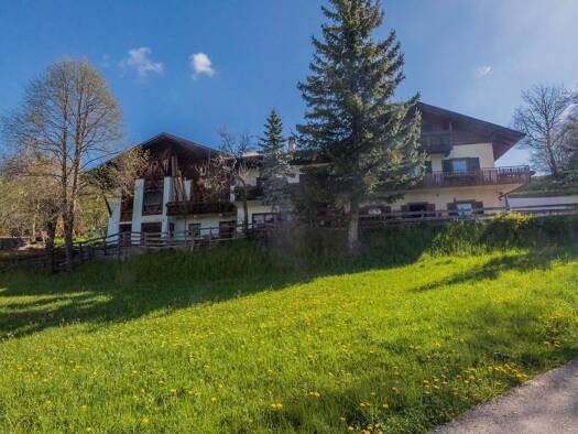 Haus zum Kauf 1.250.000 € 10 Zimmer 722 m² 2.500 m² Grundstück frei ab sofort Unsere Liebe Frau im Walde St. Felix