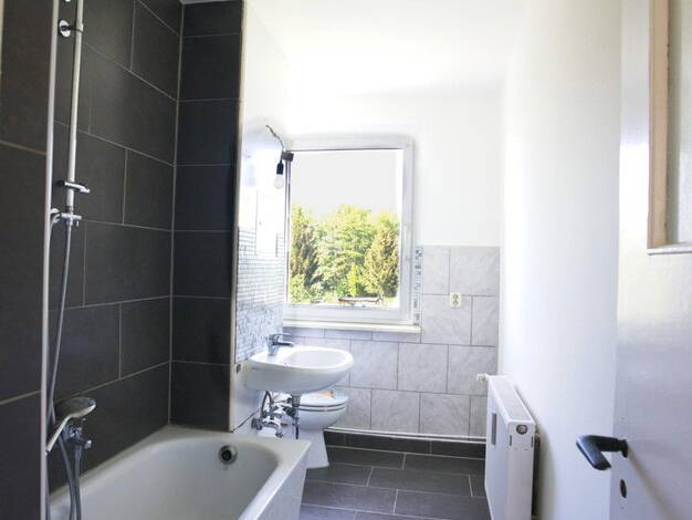 Wohnung zur Miete 530 € 4 Zimmer 78,8 m² 2. Geschoss Zum Weinberg 1 Gustävel Kuhlen-Wendorf (Gustävel) 19412