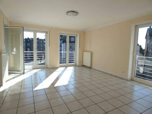 Wohnung zur Miete 700 € 3,5 Zimmer 82 m² 2. Geschoss frei ab 01.05.2026 Ückendorfer Straße 100 Wattenscheid Bochum 44866