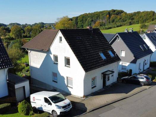 Mehrfamilienhaus zum Kauf 469.000 € 6 Zimmer 162 m² 1.320 m² Grundstück Miebach Kürten 51515