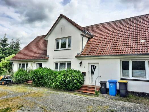 Einfamilienhaus zum Kauf 249.000 € 7 Zimmer 250 m² 3.700 m² Grundstück Brinkstrasse 5 Richtenberg 18461