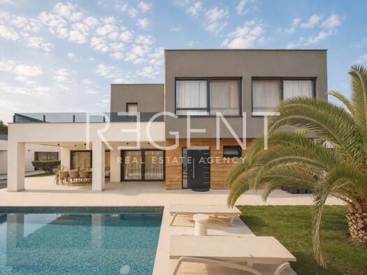 Villa zum Kauf - Erstbezug 1.150.000 € 4 Zimmer 2 m² Pula 52100