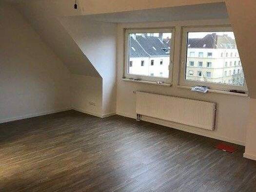 Wohnung zur Miete 398 € 1 Zimmer 37,5 m² EG frei ab 01.01.2026 Rennbahnstraße 91 Weidenpesch Köln 50737