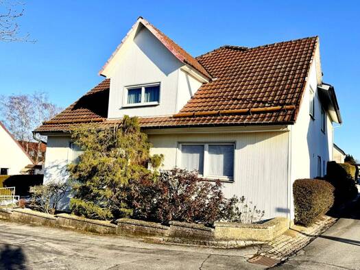 Mehrfamilienhaus zum Kauf 129.000 € 8 Zimmer 206,5 m² 529 m² Grundstück frei ab 01.07.2026 Weidhausen Weidhausen bei Coburg 96279