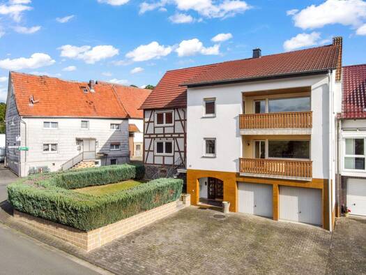 Mehrfamilienhaus zum Kauf 295.000 € 10 Zimmer 351 m² 518 m² Grundstück Ober-Gleen Kirtorf 36320