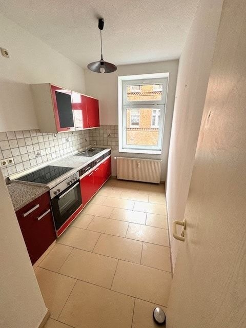 Wohnung zur Miete 299 € 2 Zimmer 46 m²<br/>Wohnfläche 1.<br/>Geschoss ab sofort<br/>Verfügbarkeit Wolfenbütteler Straße . Fichtestraße / Ambrosiusplatz Magdeburg 39112