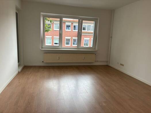Wohnung zur Miete 1.218 € 3,5 Zimmer 87 m² Geschoss 1/4 frei ab 15.09.2026 Wedel 22880