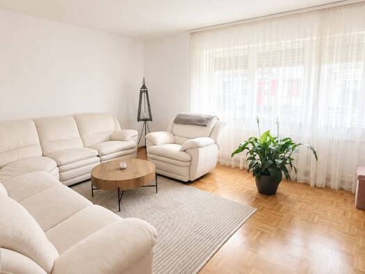 Wohnung zur Miete 900 € 4 Zimmer 91 m² frei ab 01.09.2026 Butzbach Butzbach 35510