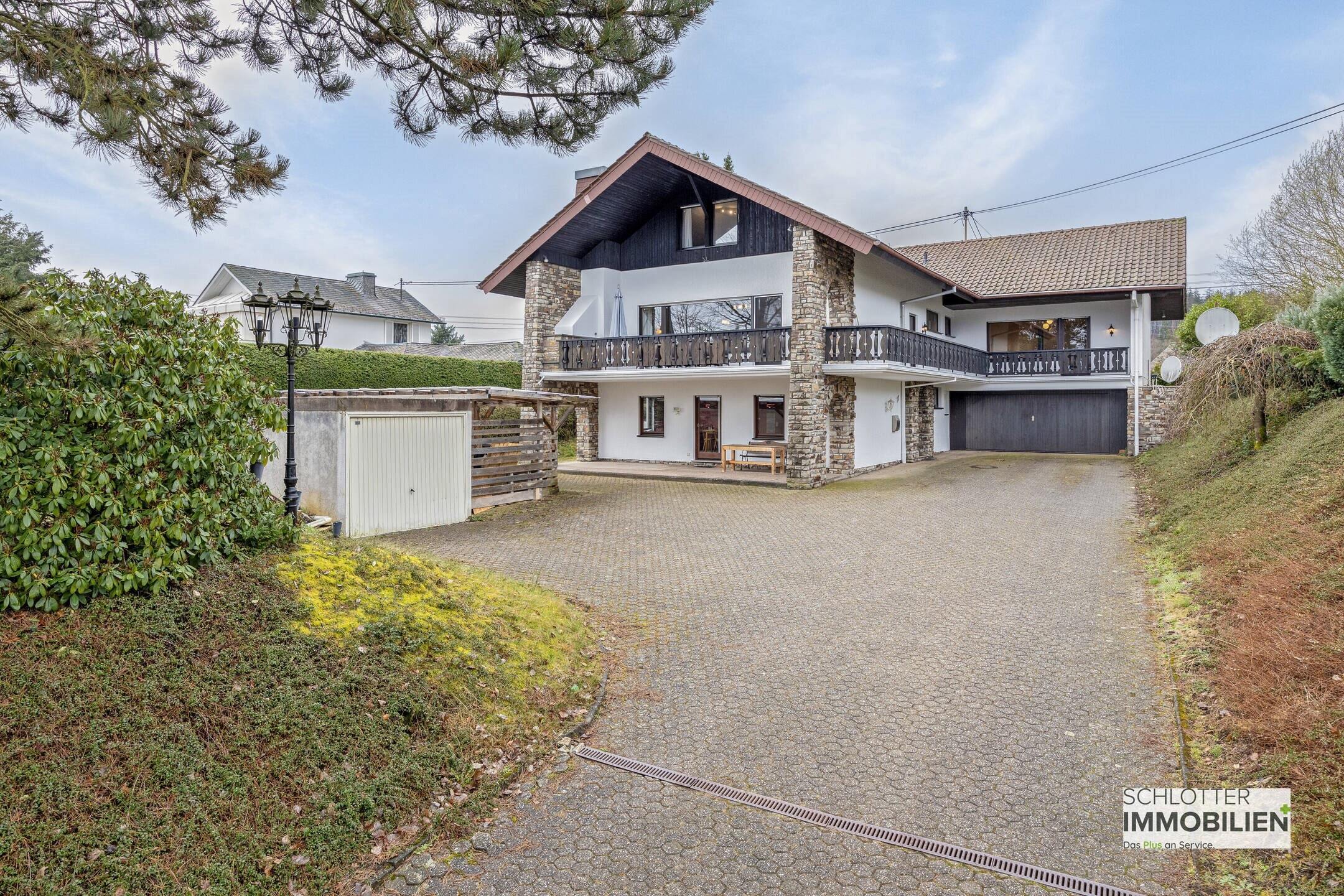 Einfamilienhaus zum Kauf provisionsfrei 660.000 € 6 Zimmer 260 m²<br/>Wohnfläche 1.626 m²<br/>Grundstück Ransbach-Baumbach 56235