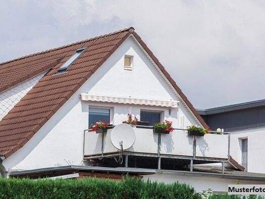 Wohnung zum Kauf 295.000 € 4 Zimmer 97 m² Kelkheim 65779