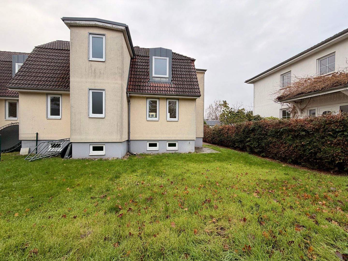 Property thumbnail 2