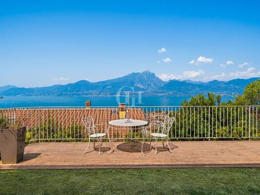Wohnung zum Kauf 595.000 € 4 Zimmer 83 m² frei ab sofort Via Luigi Pirandello 0 Torri del Benaco 37010