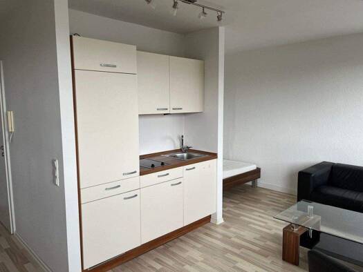 Wohnung zur Miete 450 € 1 Zimmer 30 m² 2. Geschoss frei ab sofort Innenstadt Fürth 90762