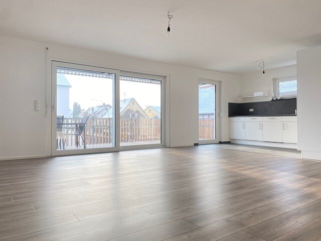 Wohnung zur Miete 1.250 € 3 Zimmer 97 m²<br/>Wohnfläche 01.03.2025<br/>Verfügbarkeit Pleidelsheim 74385