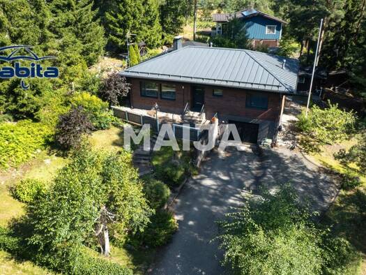Einfamilienhaus zum Kauf 229.000 € 4 Zimmer 100 m² 1.290 m² Grundstück Heikinmäentie 1 Naantali 21160