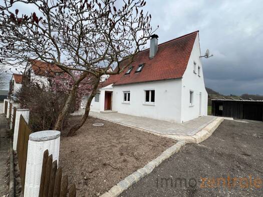 Einfamilienhaus zum Kauf 255.000 € 3 Zimmer 100 m² 571 m² Grundstück Treuchtlingen 91757
